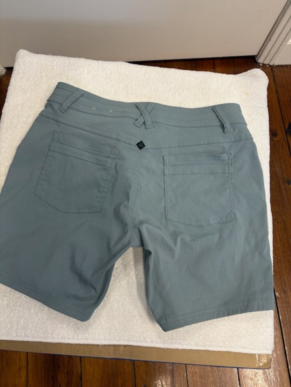 prAna size 6 blue shorts - Picture 2 of 5